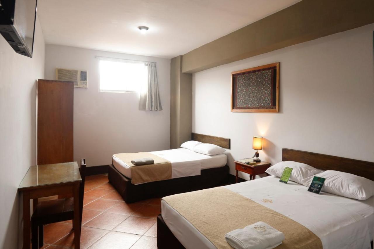 El Cauchero Hotel Iquitos Exterior photo