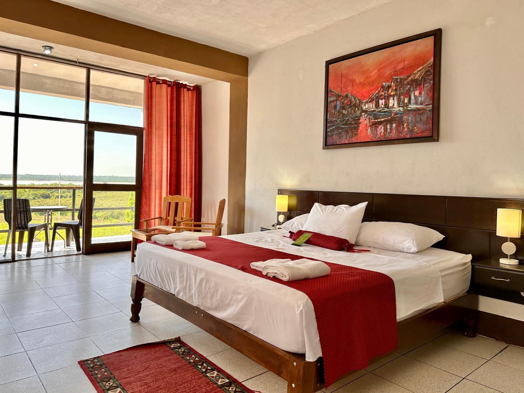 El Cauchero Hotel Iquitos Exterior photo
