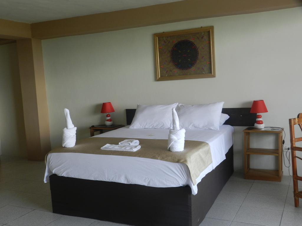 El Cauchero Hotel Iquitos Exterior photo